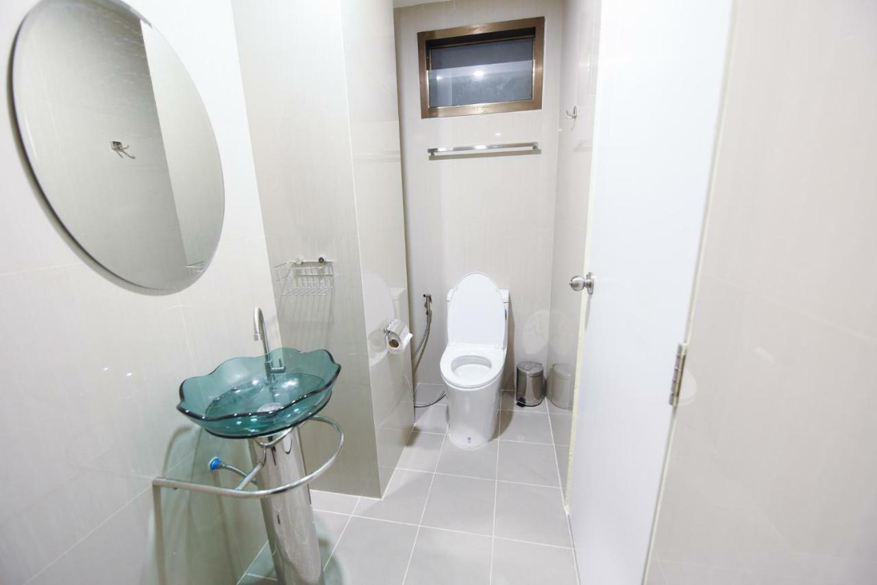 Wish Hotel Ubon Ubon Ratchathani Buitenkant foto